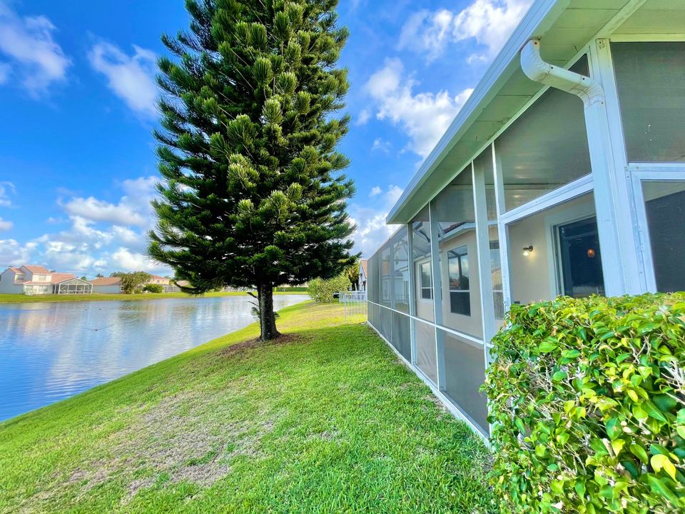 出租: $4,200 (4 贝兹, 2 浴室, 2633 平方英尺)