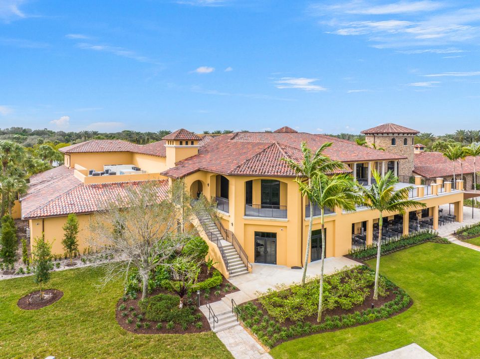 На продажу: $2,700,000 (4 спален, 4 ванн, 4173 Квадратных фут)