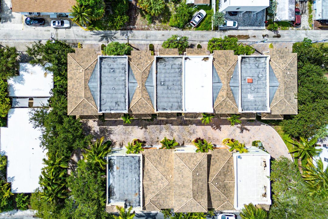 待售: $435,000 (3 贝兹, 3 浴室, 1952 平方英尺)