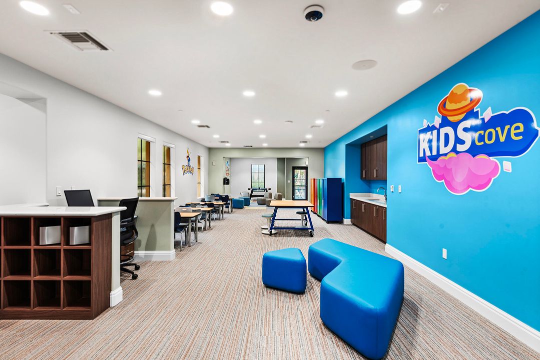 На продажу: $2,700,000 (4 спален, 4 ванн, 4173 Квадратных фут)