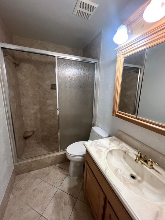 待售: $234,900 (2 贝兹, 2 浴室, 1000 平方英尺)