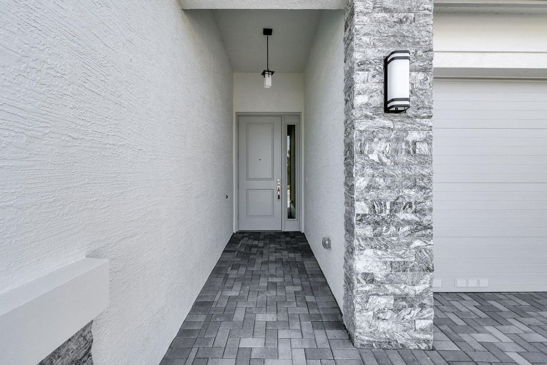 В аренду: $3,400 (2 спален, 2 ванн, 1752 Квадратных фут)