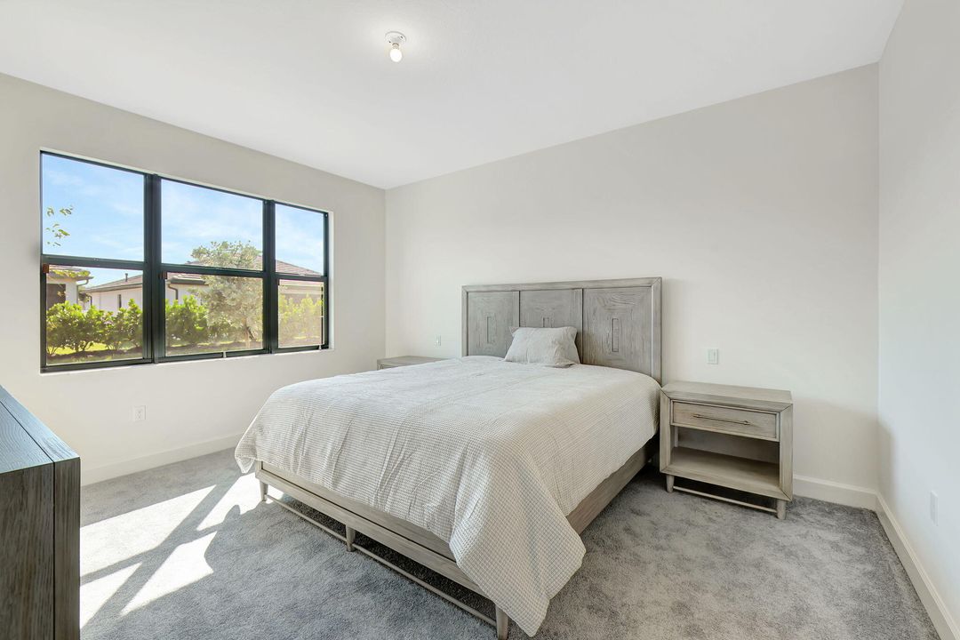 В аренду: $3,400 (2 спален, 2 ванн, 1752 Квадратных фут)