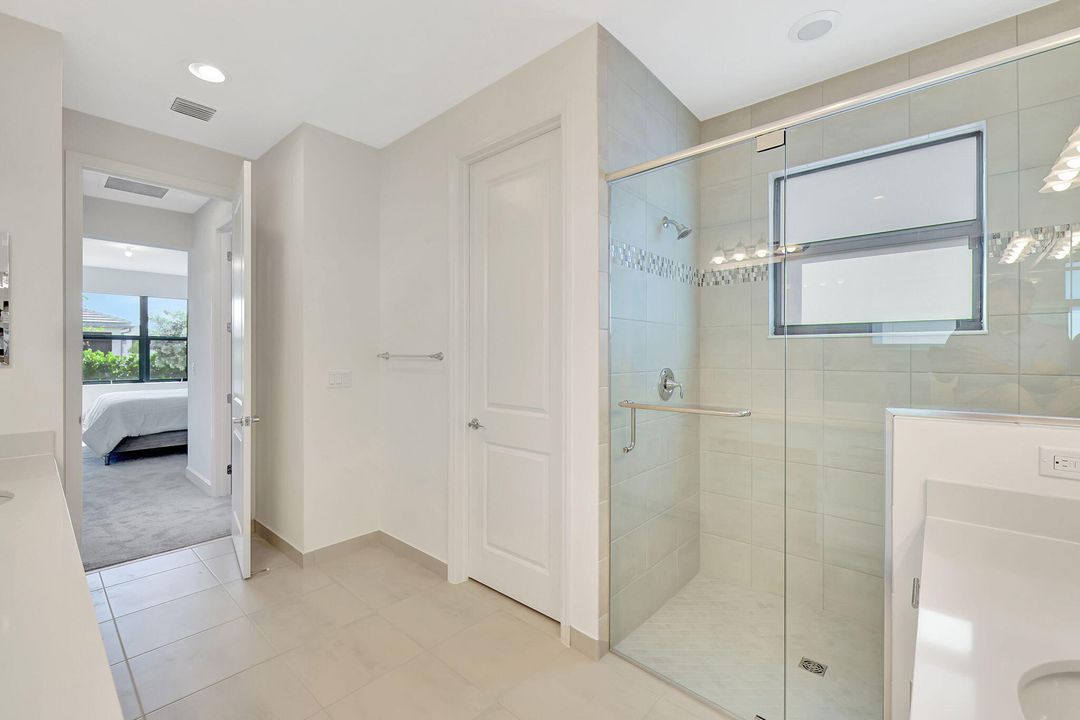 В аренду: $3,400 (2 спален, 2 ванн, 1752 Квадратных фут)