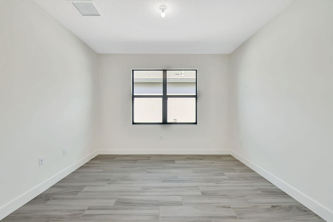 В аренду: $3,400 (2 спален, 2 ванн, 1752 Квадратных фут)