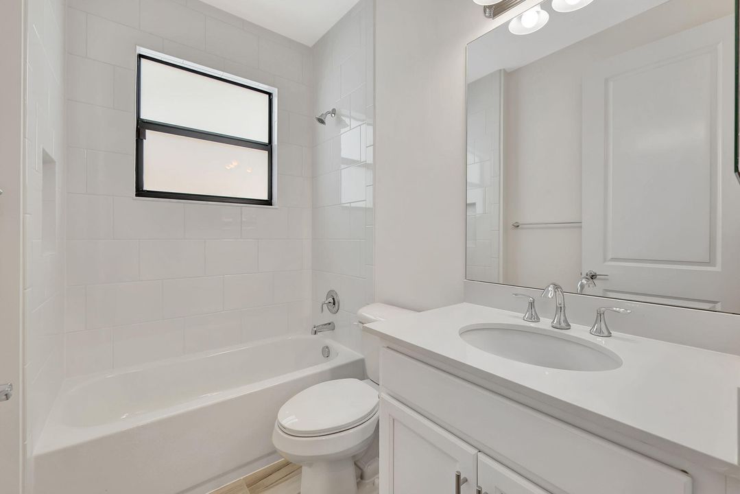 В аренду: $3,400 (2 спален, 2 ванн, 1752 Квадратных фут)