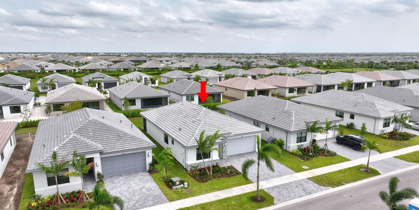 В аренду: $3,400 (2 спален, 2 ванн, 1752 Квадратных фут)