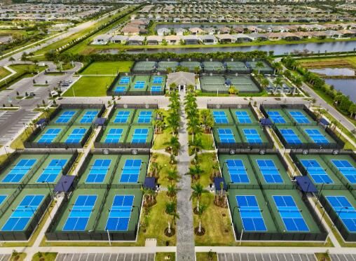 В аренду: $3,400 (2 спален, 2 ванн, 1752 Квадратных фут)