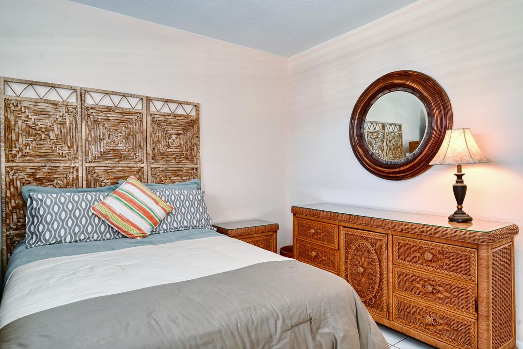 На продажу: $300,000 (2 спален, 2 ванн, 962 Квадратных фут)