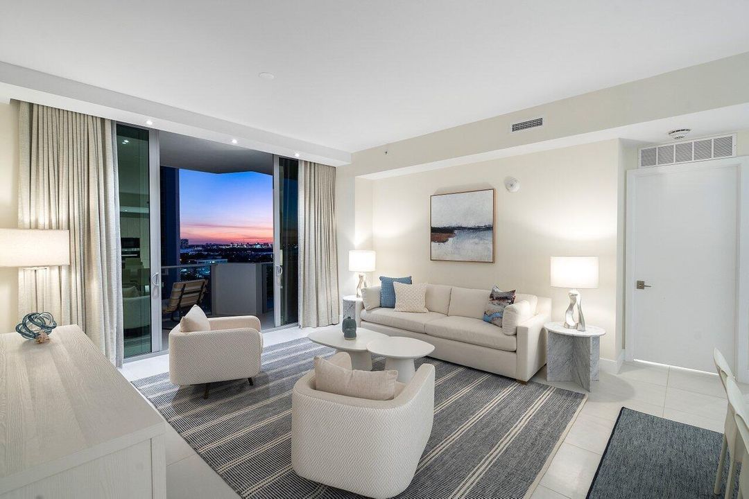 В аренду: $25,000 (2 спален, 2 ванн, 1565 Квадратных фут)