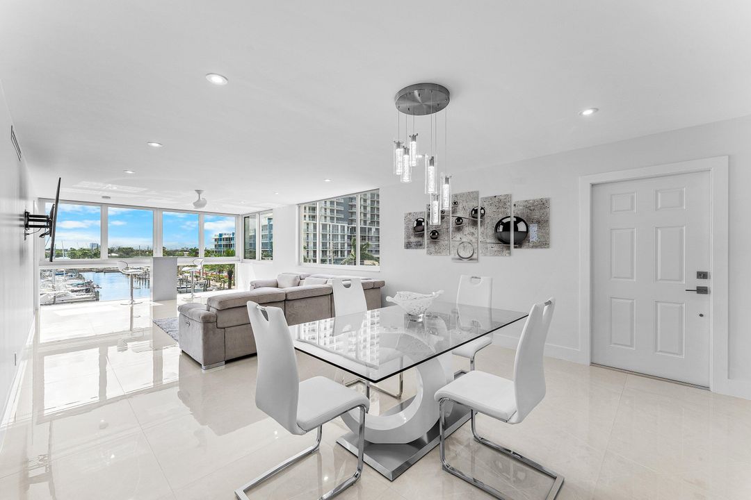 待售: $699,000 (2 贝兹, 2 浴室, 1363 平方英尺)