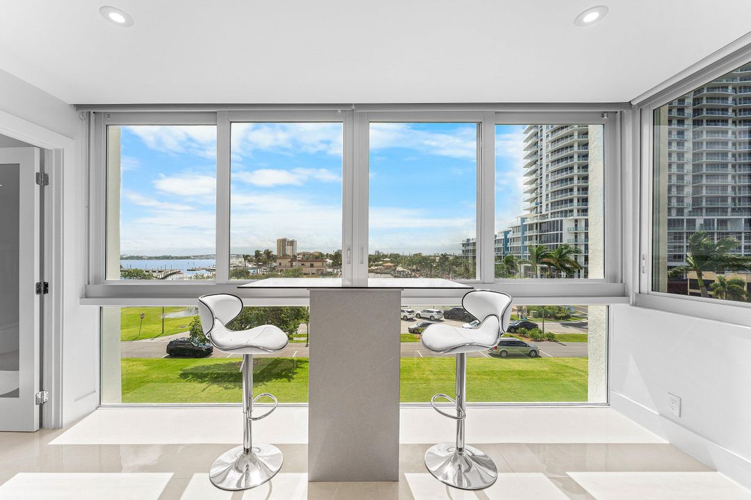 待售: $699,000 (2 贝兹, 2 浴室, 1363 平方英尺)