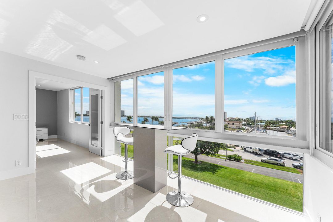 待售: $699,000 (2 贝兹, 2 浴室, 1363 平方英尺)