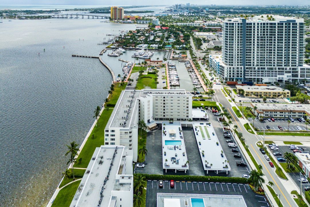 待售: $699,000 (2 贝兹, 2 浴室, 1363 平方英尺)