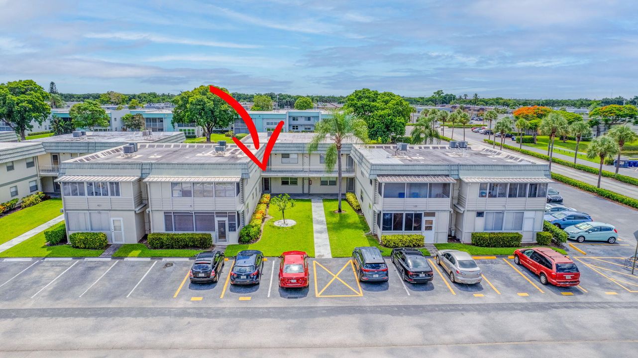 待售: $94,900 (2 贝兹, 2 浴室, 880 平方英尺)