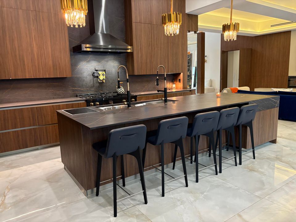 На продажу: $2,700,000 (4 спален, 4 ванн, 4173 Квадратных фут)