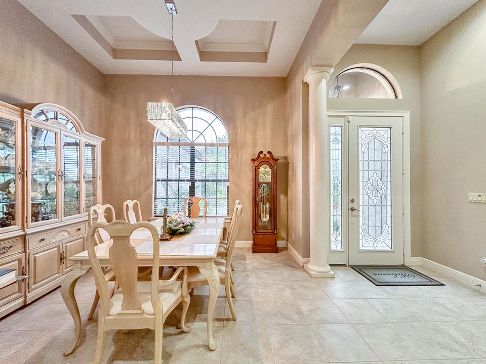 For Sale: $575,000 (3 beds, 2 baths, 2138 Square Feet)