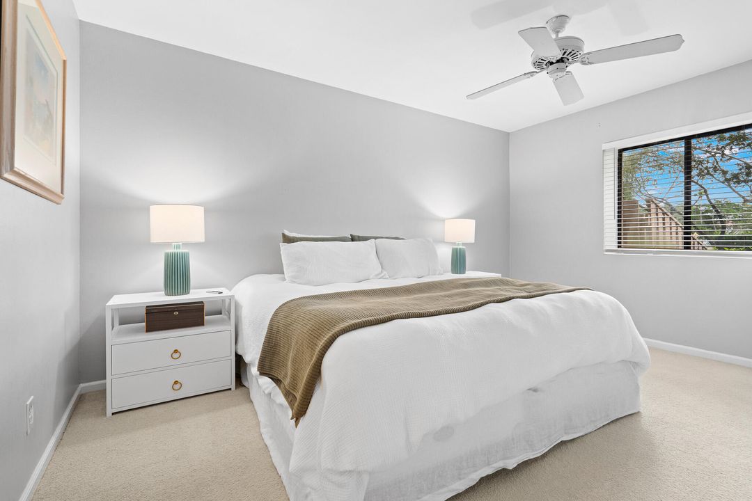 合同活跃: $324,999 (2 贝兹, 2 浴室, 1334 平方英尺)