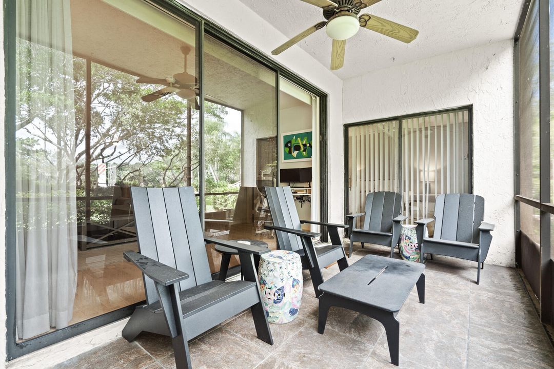 合同活跃: $324,999 (2 贝兹, 2 浴室, 1334 平方英尺)