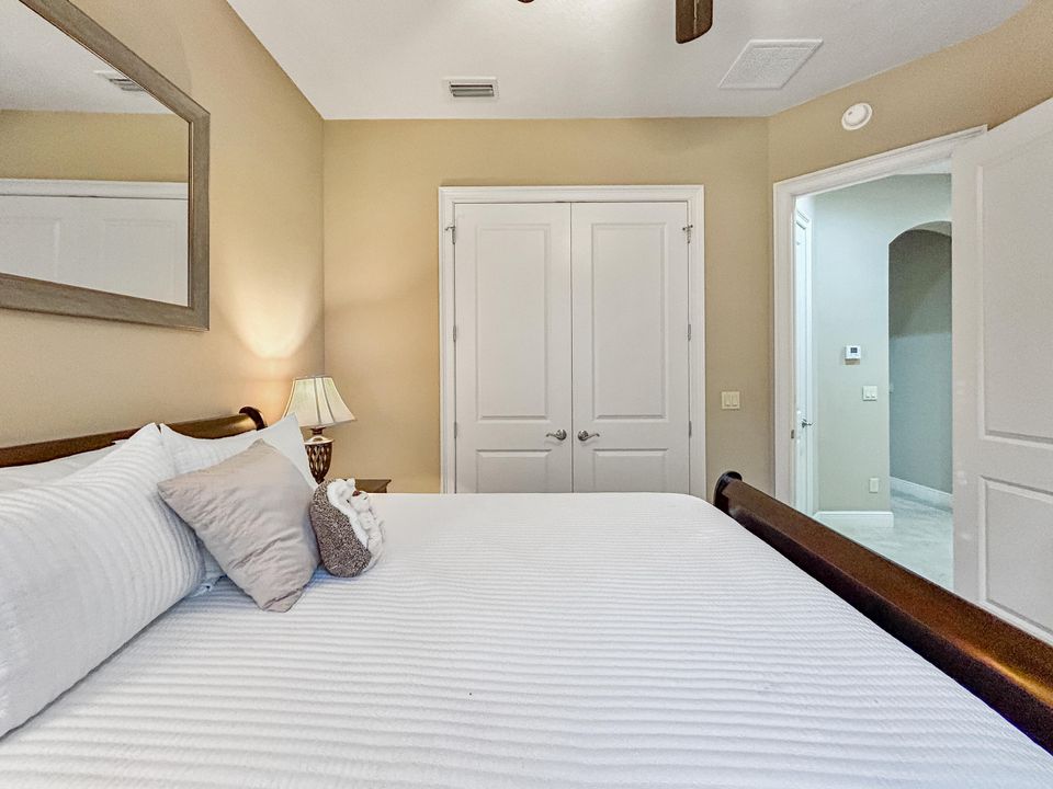 For Sale: $575,000 (3 beds, 2 baths, 2138 Square Feet)