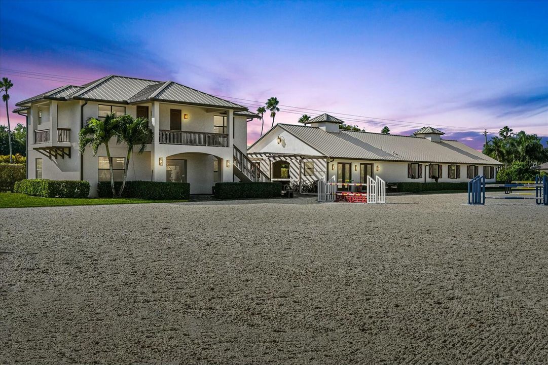 For Sale: $5,150,000 (8 beds, 7 baths, 3425 Square Feet)