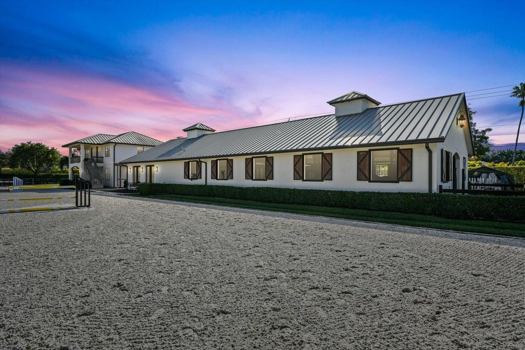 For Sale: $5,150,000 (8 beds, 7 baths, 3425 Square Feet)