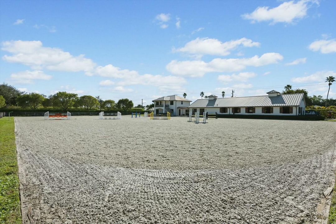 For Sale: $5,150,000 (8 beds, 7 baths, 3425 Square Feet)