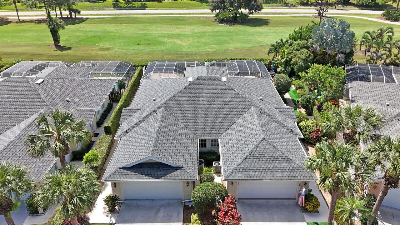 合同活跃: $599,000 (2 贝兹, 2 浴室, 1371 平方英尺)