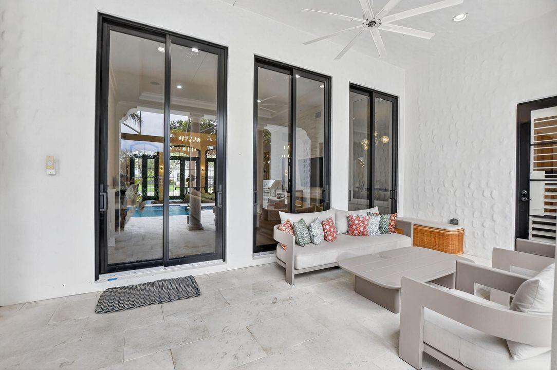 Active With Contract: $2,499,000 (6 beds, 4 baths, 4740 Square Feet)