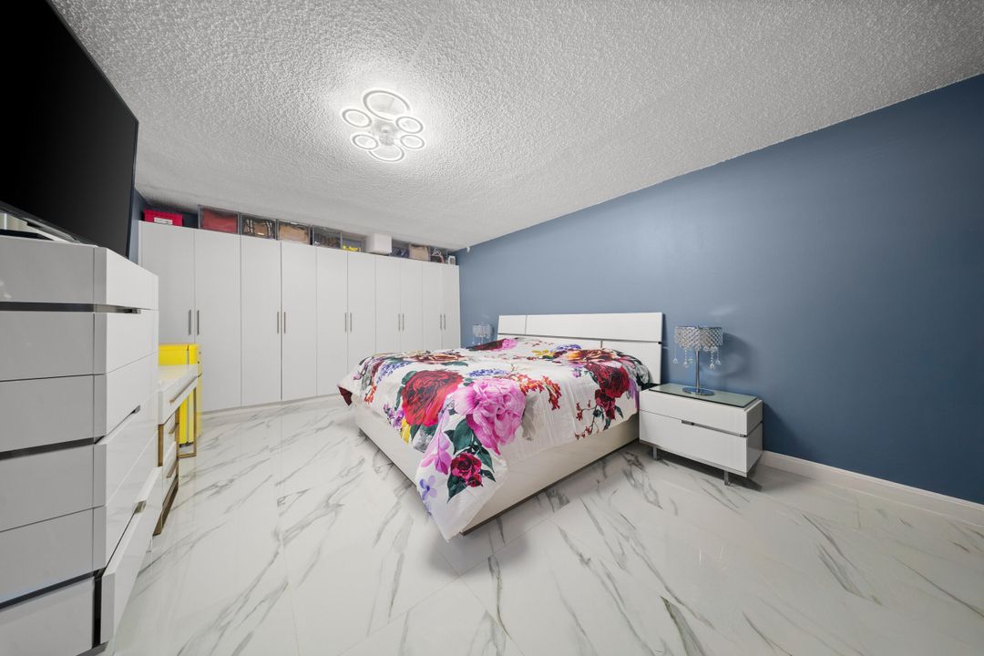 En Venta: $400,000 (2 camas, 2 baños, 1236 Pies cuadrados)