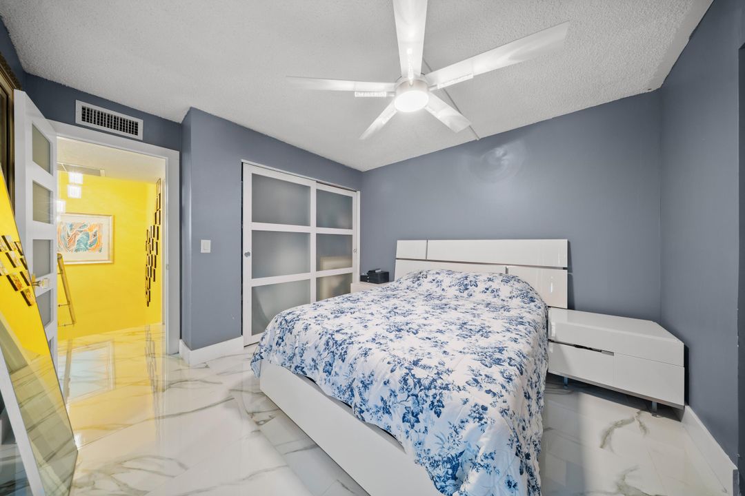 En Venta: $400,000 (2 camas, 2 baños, 1236 Pies cuadrados)