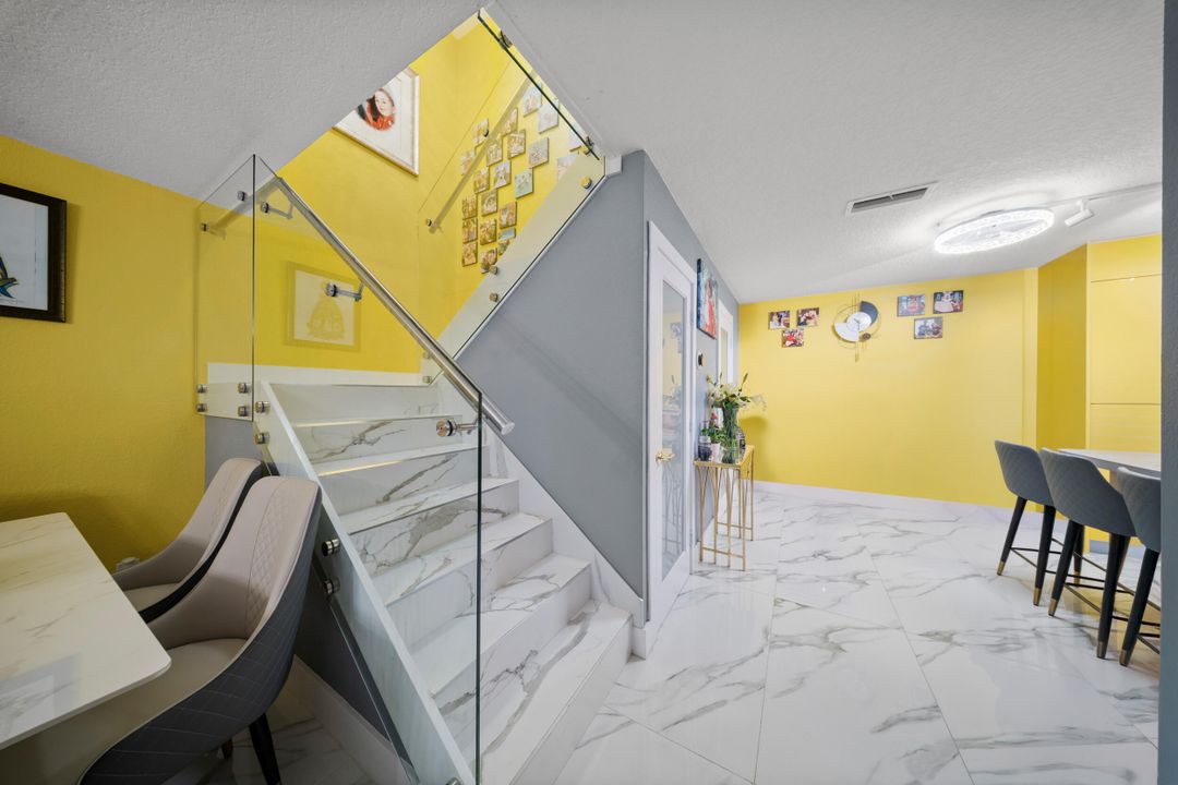 En Venta: $400,000 (2 camas, 2 baños, 1236 Pies cuadrados)