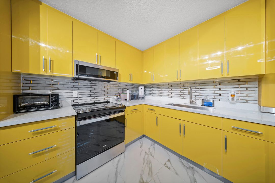 En Venta: $400,000 (2 camas, 2 baños, 1236 Pies cuadrados)