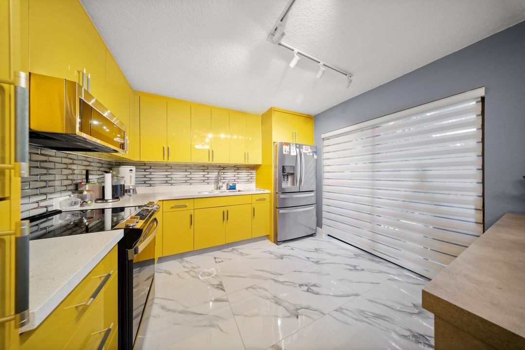 En Venta: $400,000 (2 camas, 2 baños, 1236 Pies cuadrados)