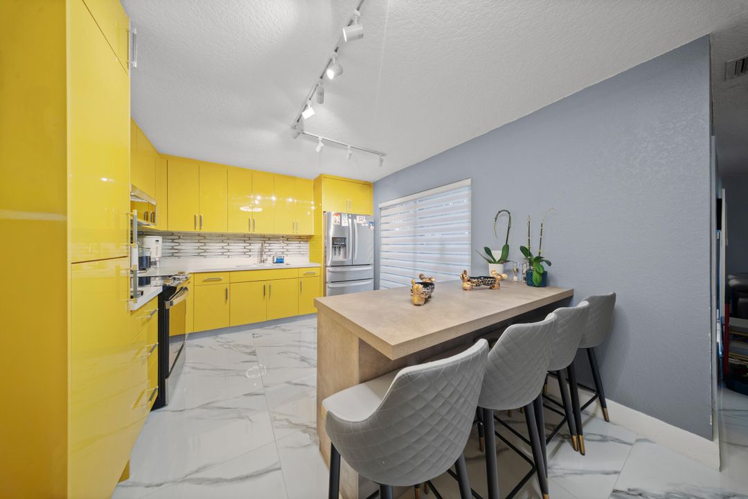 En Venta: $400,000 (2 camas, 2 baños, 1236 Pies cuadrados)