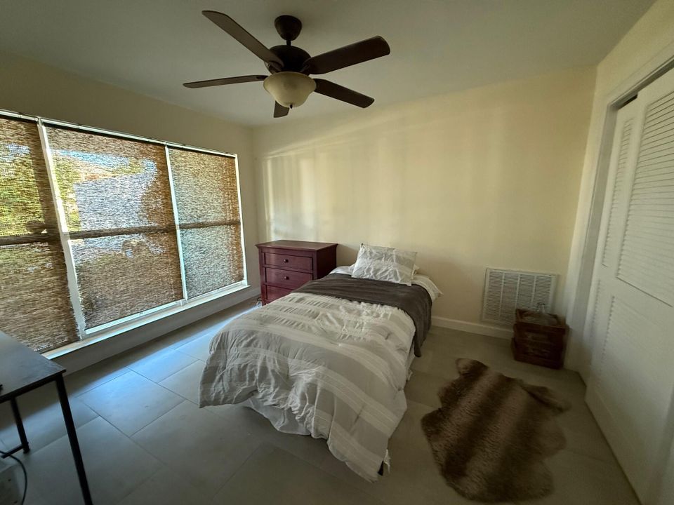 For Sale: $1,196,000 (3 beds, 2 baths, 1886 Square Feet)