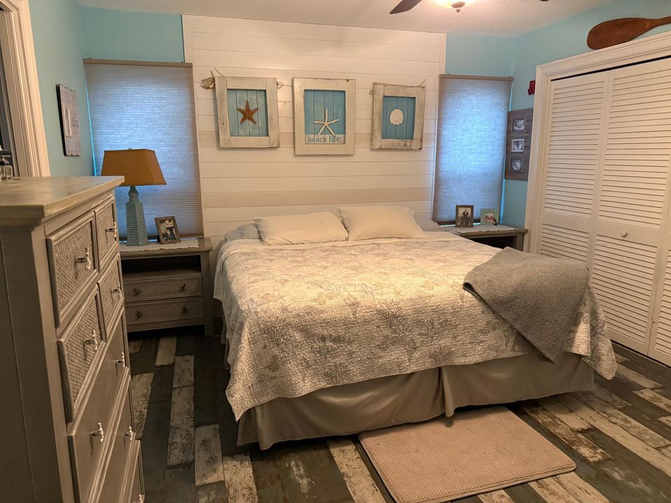 For Sale: $1,196,000 (3 beds, 2 baths, 1886 Square Feet)