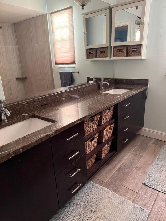 For Sale: $1,196,000 (3 beds, 2 baths, 1886 Square Feet)