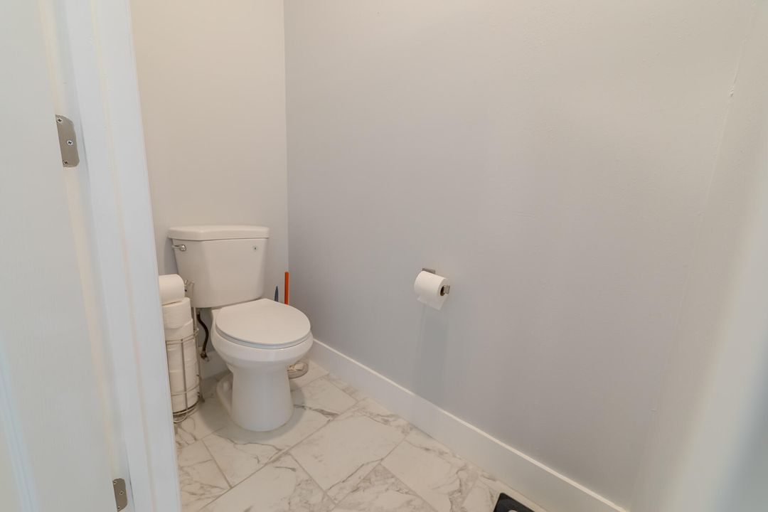 待售: $439,000 (4 贝兹, 2 浴室, 1790 平方英尺)