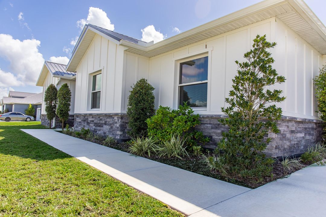 待售: $439,000 (4 贝兹, 2 浴室, 1790 平方英尺)