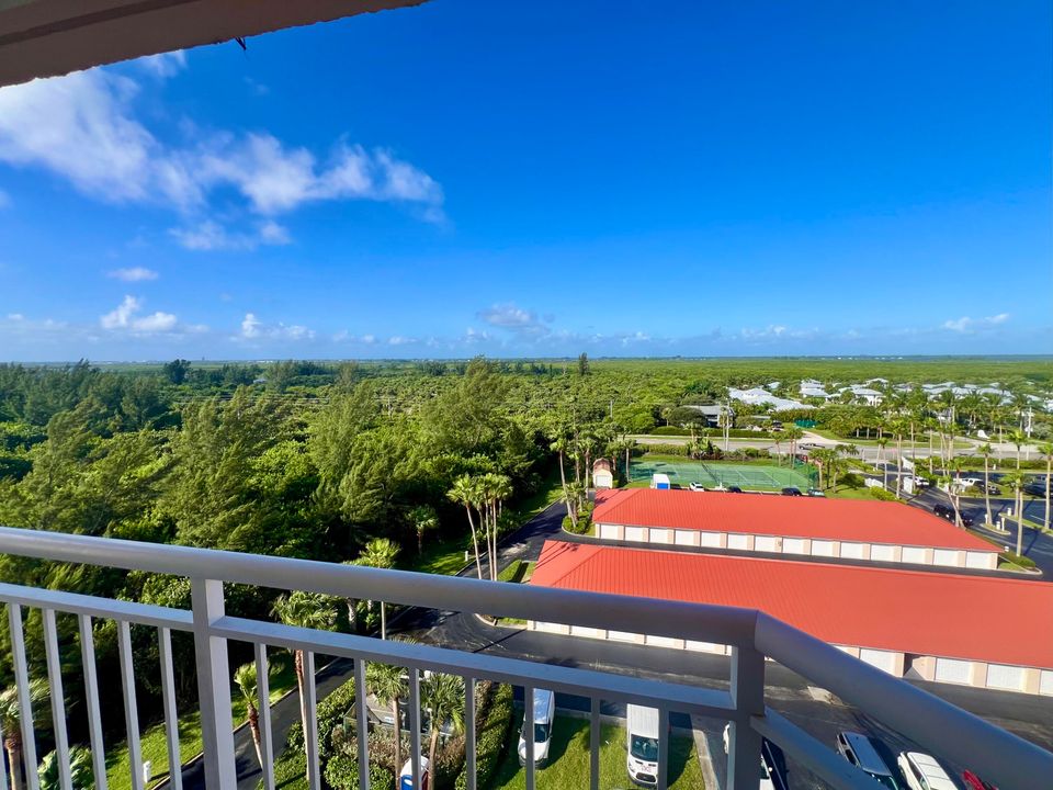 待售: $497,900 (2 贝兹, 2 浴室, 1239 平方英尺)