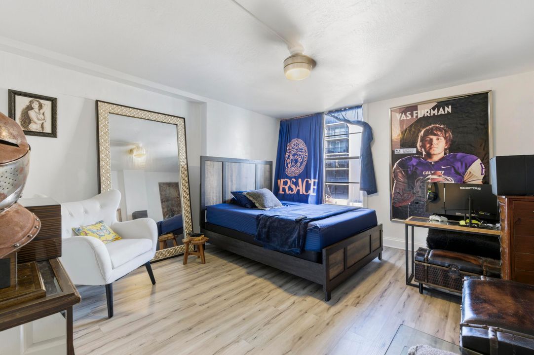 Под контрактом: $310,000 (1 спален, 1 ванн, 795 Квадратных фут)