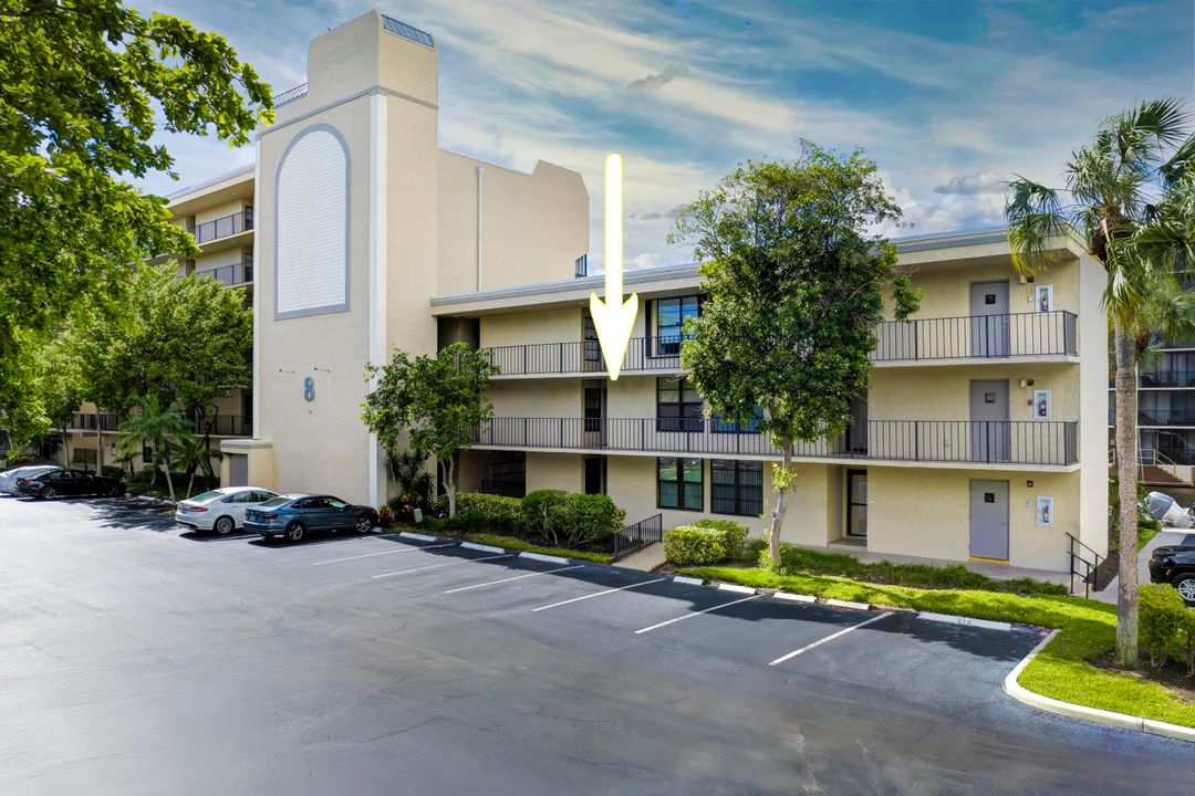 Под контрактом: $310,000 (1 спален, 1 ванн, 795 Квадратных фут)