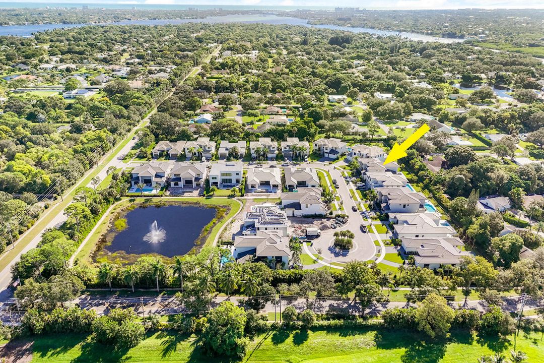 Activo con contrato: $2,949,000 (5 camas, 5 baños, 4522 Pies cuadrados)