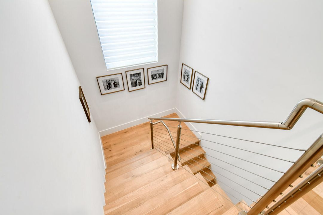 Activo con contrato: $2,949,000 (5 camas, 5 baños, 4522 Pies cuadrados)