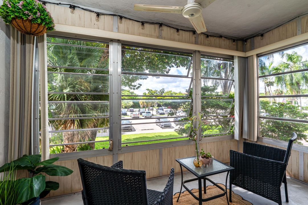 Active With Contract: $160,000 (1 beds, 1 baths, 1129 Square Feet)