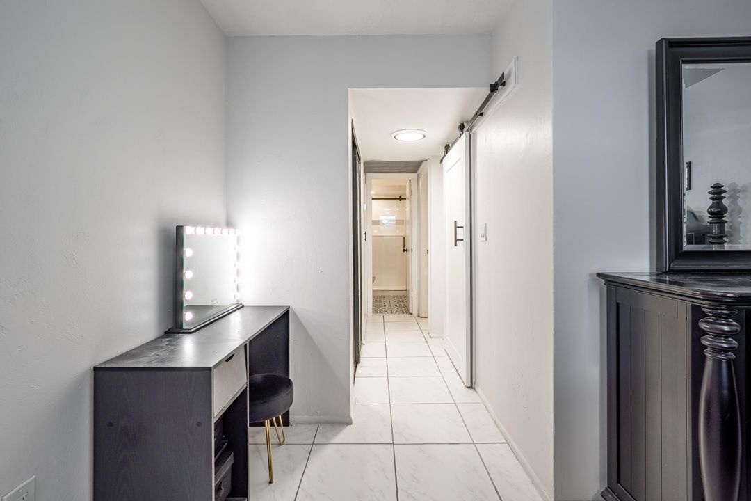 Active With Contract: $160,000 (1 beds, 1 baths, 1129 Square Feet)