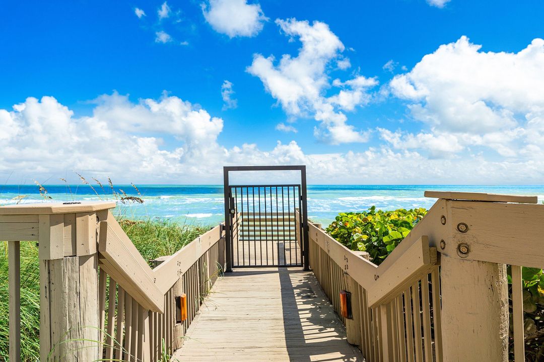 For Sale: $965,000 (2 beds, 2 baths, 1668 Square Feet)