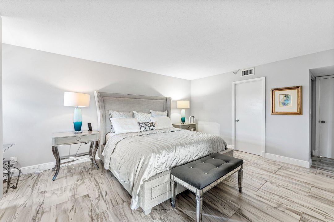 For Sale: $965,000 (2 beds, 2 baths, 1668 Square Feet)