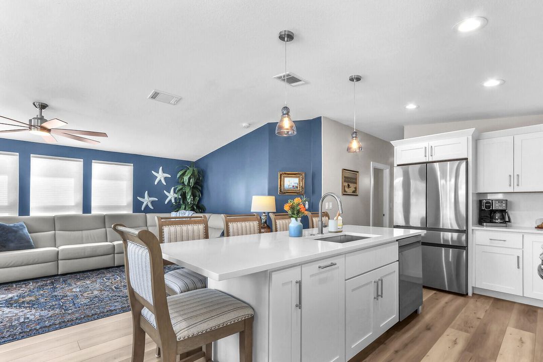 For Sale: $629,000 (3 beds, 2 baths, 1472 Square Feet)